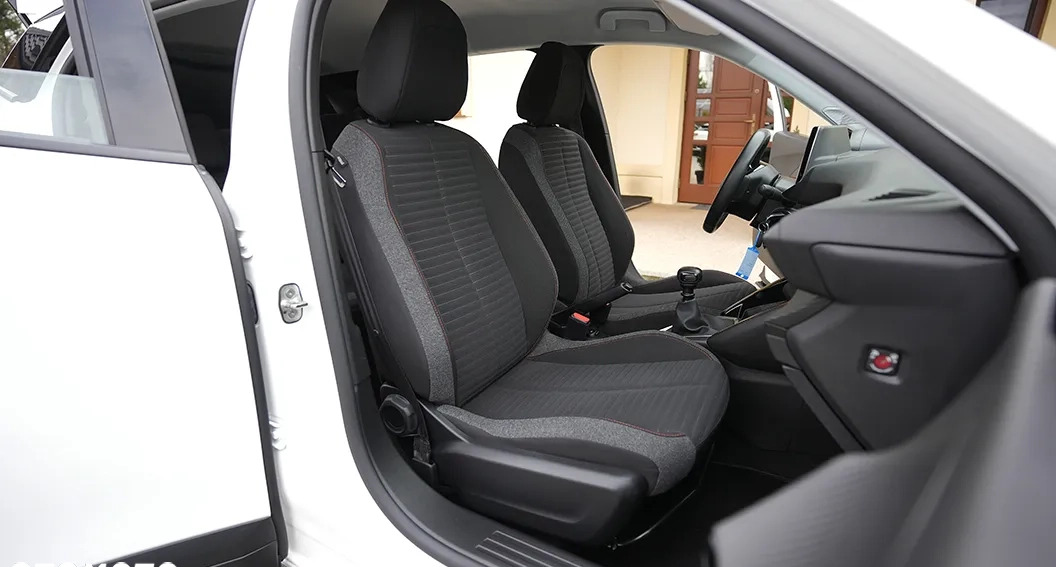 Peugeot 2008 cena 65928 przebieg: 190000, rok produkcji 2021 z Gdynia małe 704
